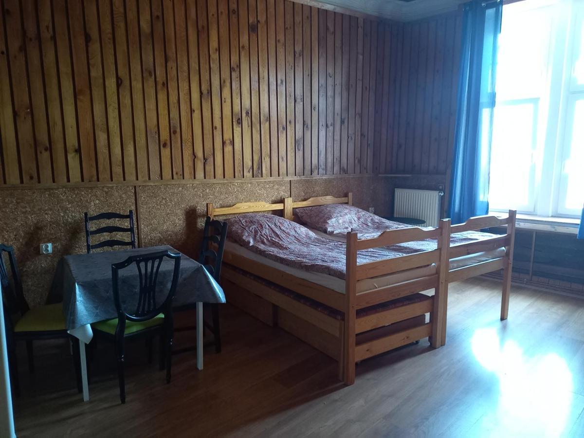 Pokoj 4 Osobowy W Centrum Gdanska Z Aneksem Kuchennym Rooms To Let Exterior photo